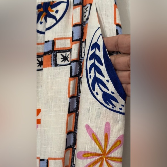 Label of Love Women's Pants & Shirt Set. - Picture 8 of 9